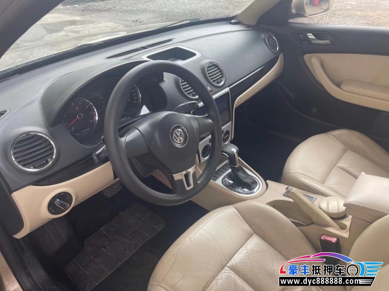 11年大众朗逸轿车抵押车出售