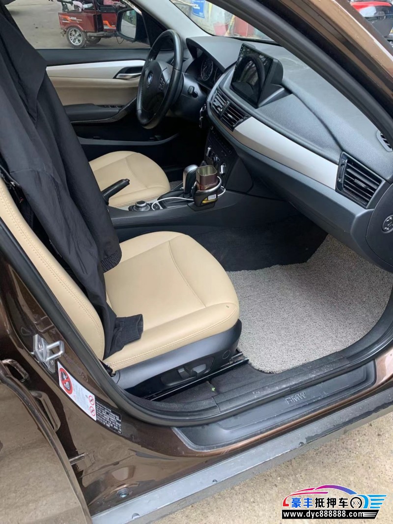 14年宝马X1轿车抵押车出售