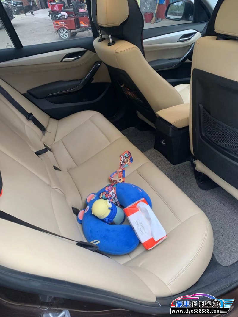 14年宝马X1轿车抵押车出售