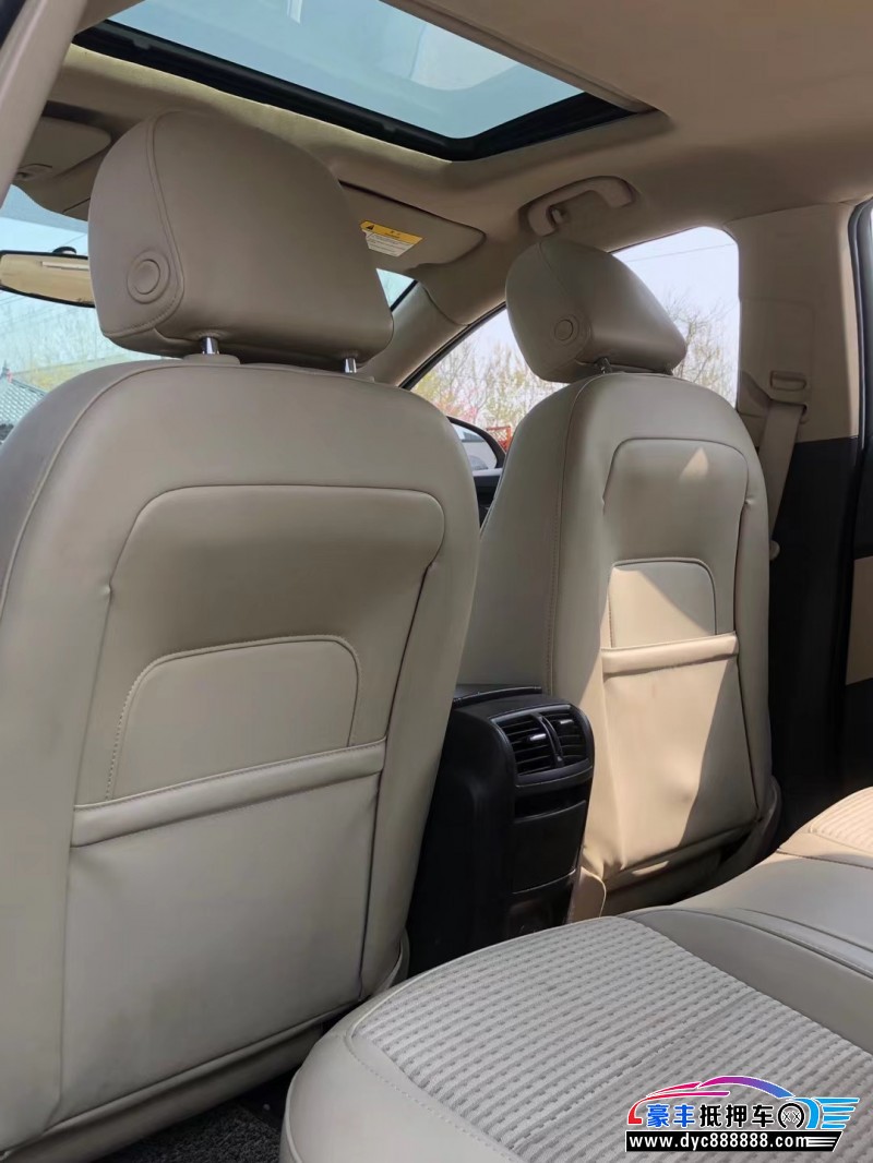 17年别克君威轿车抵押车出售