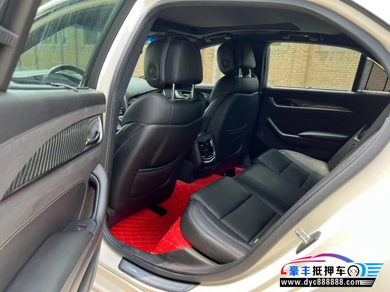 14年凯迪拉克CTS轿车抵押车出售