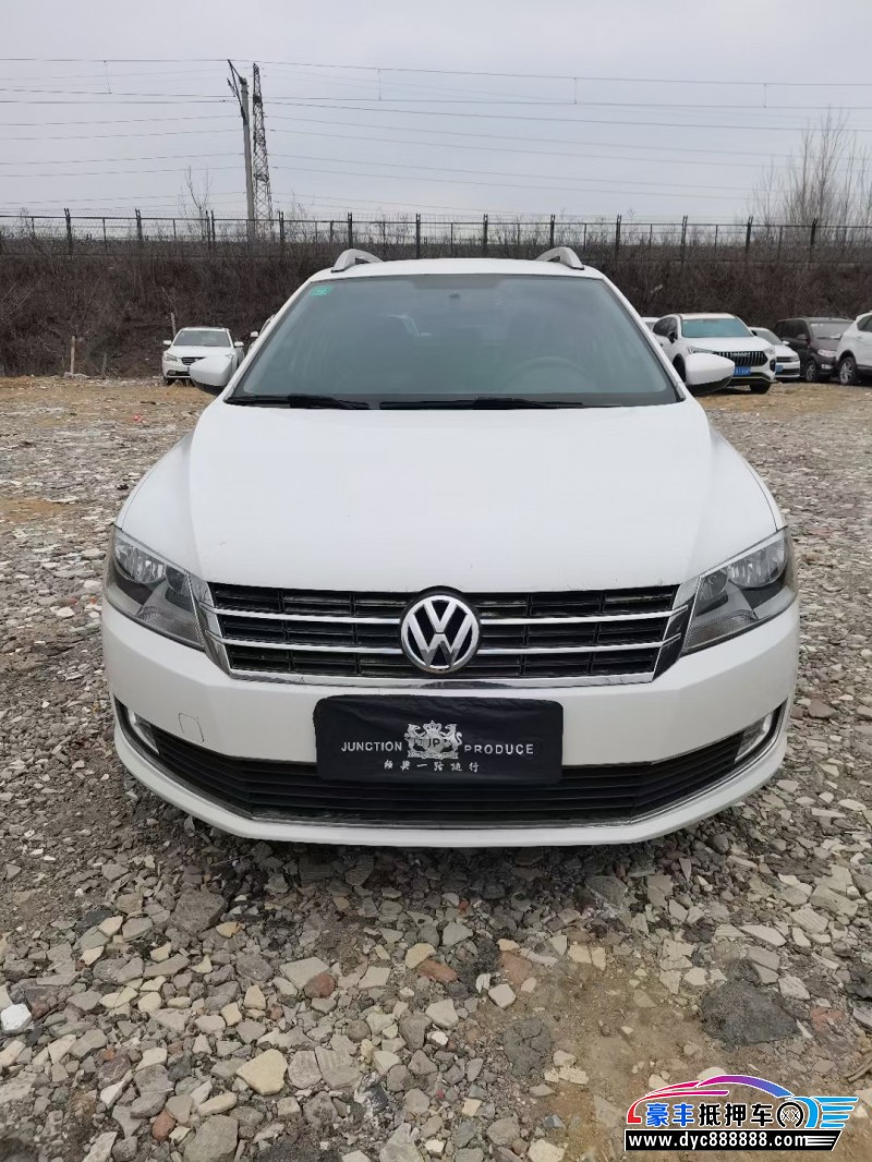 14年大众朗行轿车抵押车出售