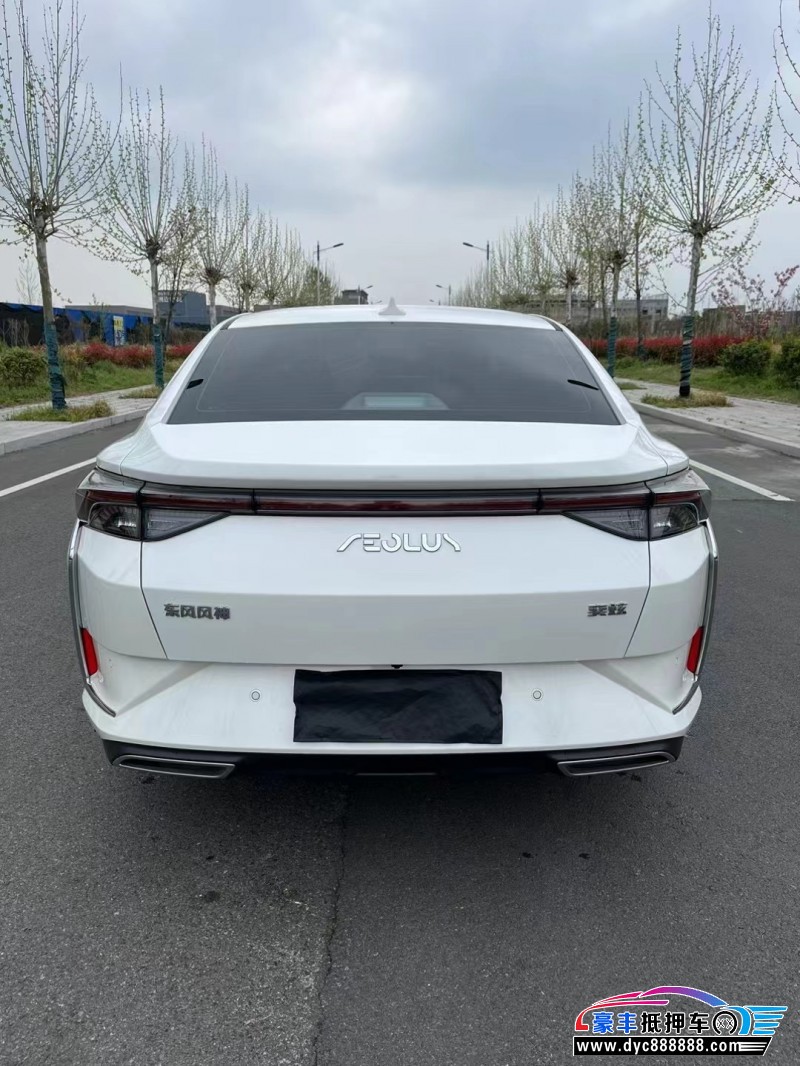 21年东风风神奕炫轿车抵押车出售