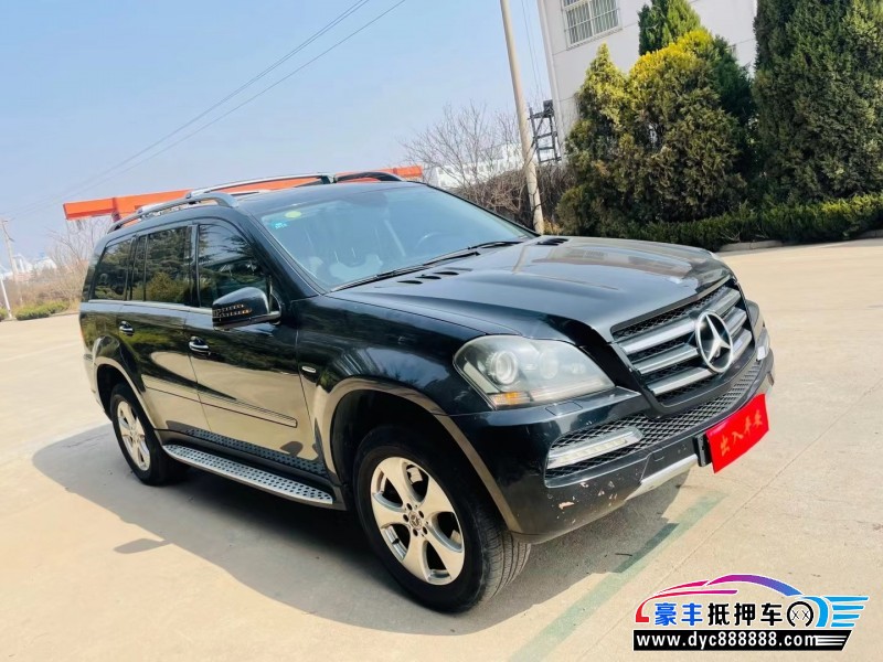 12年奔驰GL轿车抵押车出售