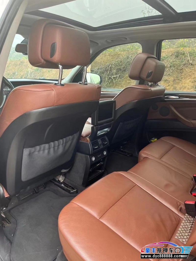 13年宝马X5SUV抵押车出售