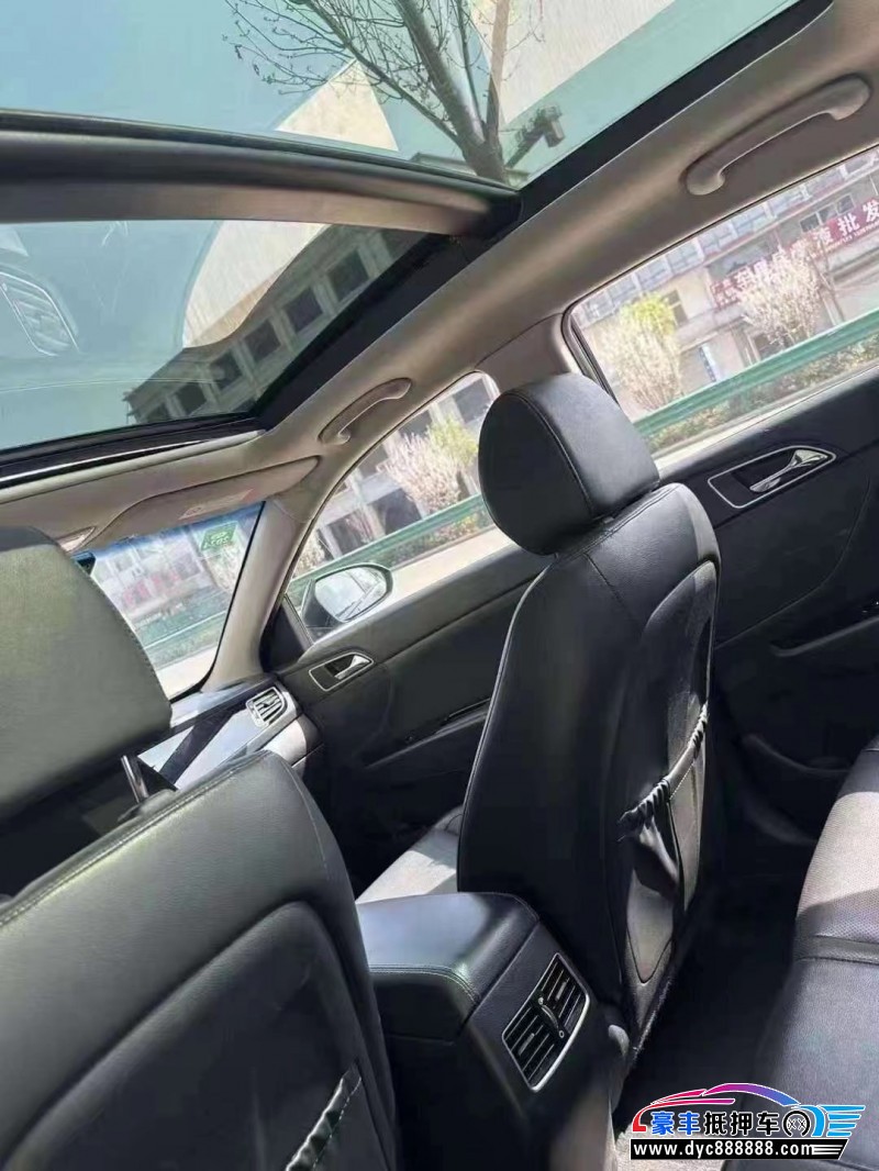 14年现代名图轿车抵押车出售