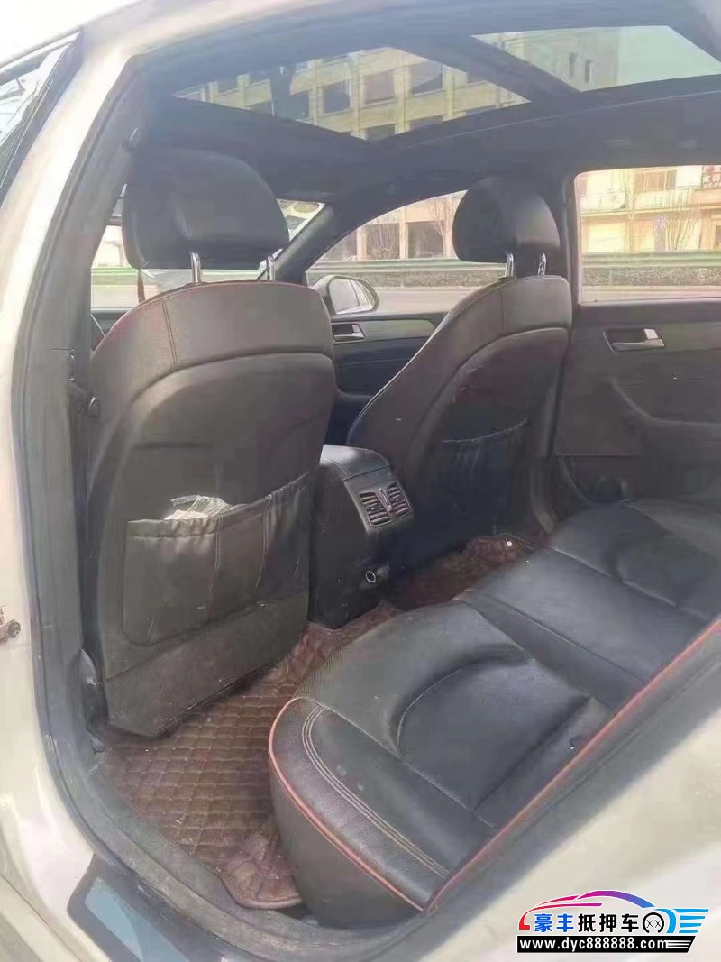 15年现代索纳塔九轿车抵押车出售