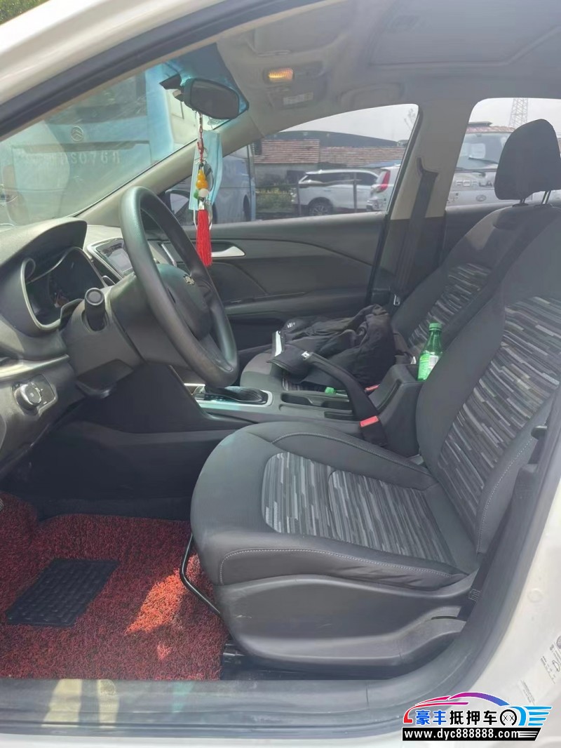 18年雪佛兰科沃兹轿车抵押车出售