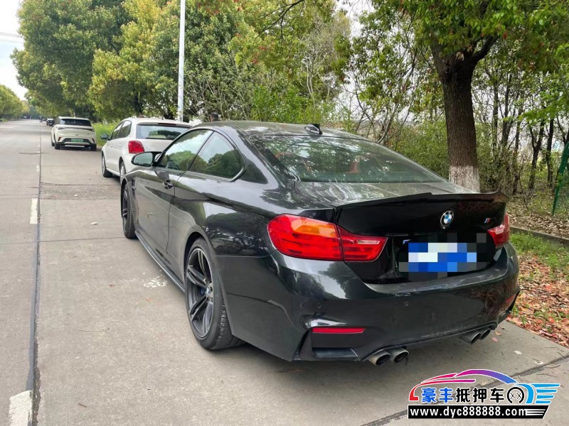 16年宝马M4轿车抵押车出售