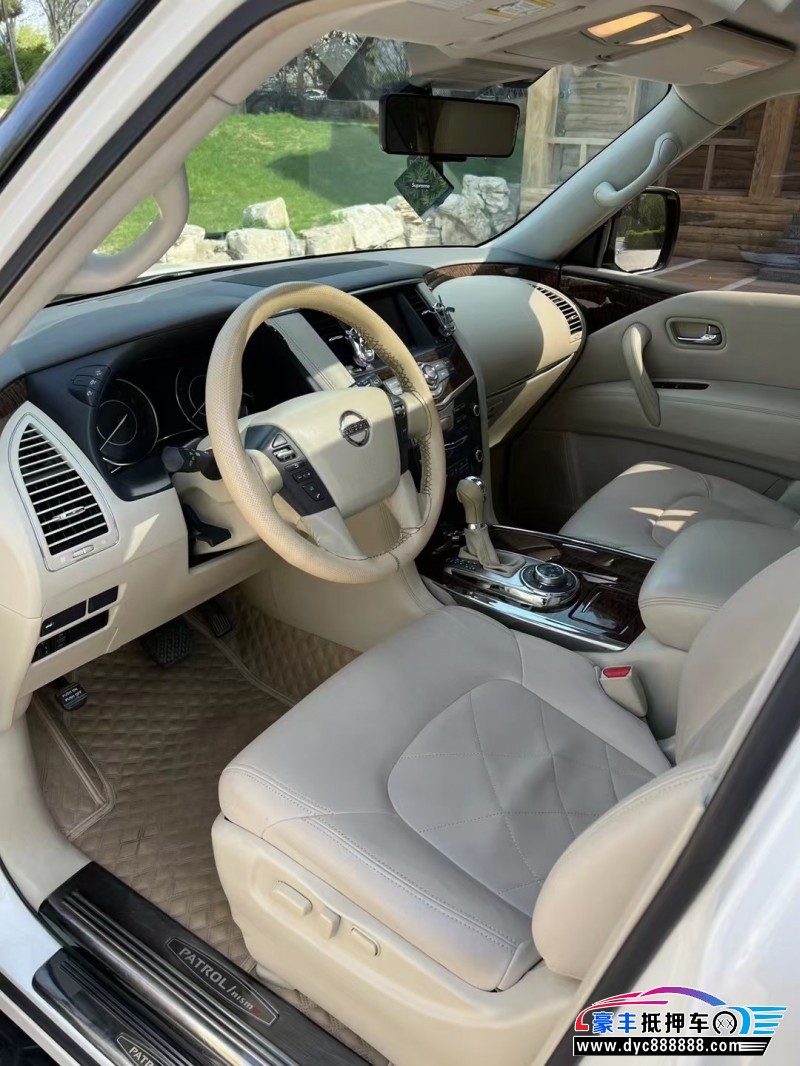 18年日产途乐轿车抵押车出售