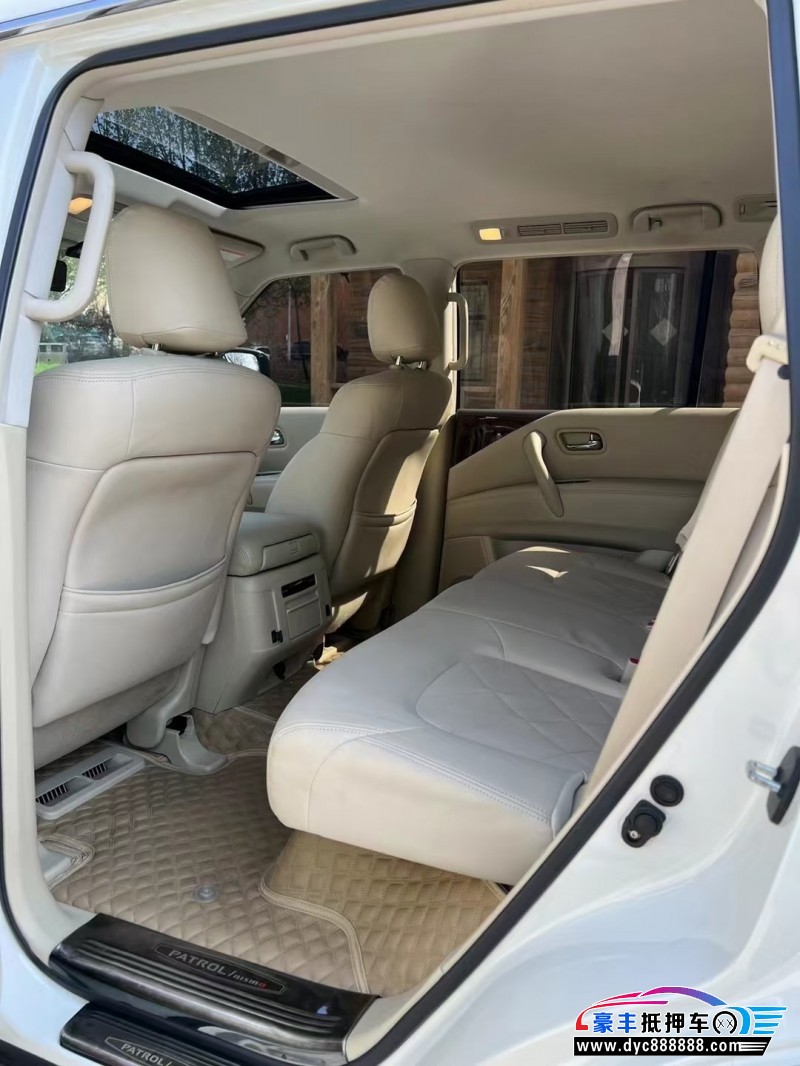 18年日产途乐轿车抵押车出售