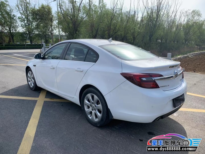 16年别克君威轿车抵押车出售