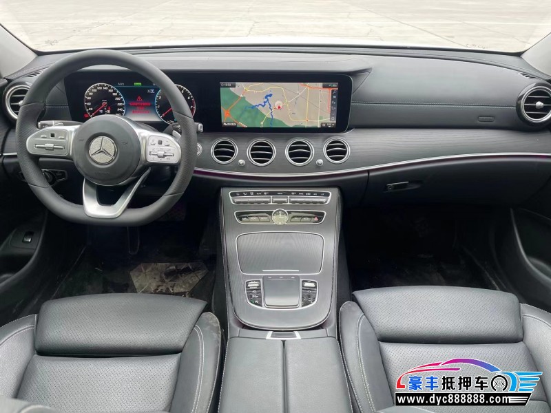 20年奔驰E轿车抵押车出售