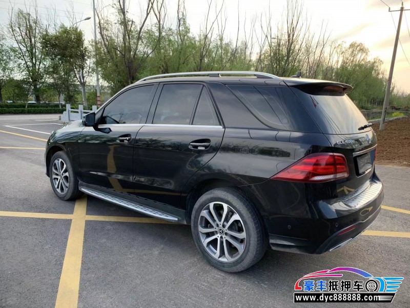 17年奔驰GLE轿车抵押车出售