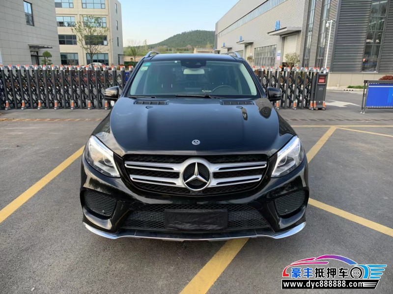 17年奔驰GLE轿车抵押车出售