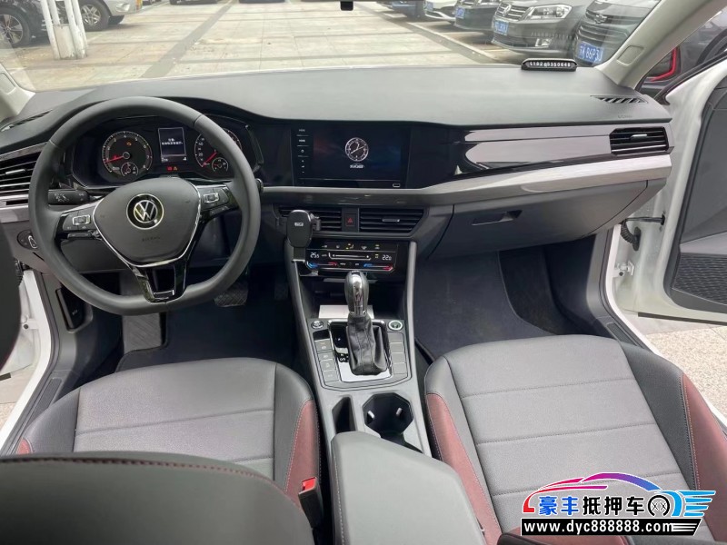 22年大众宝来轿车抵押车出售