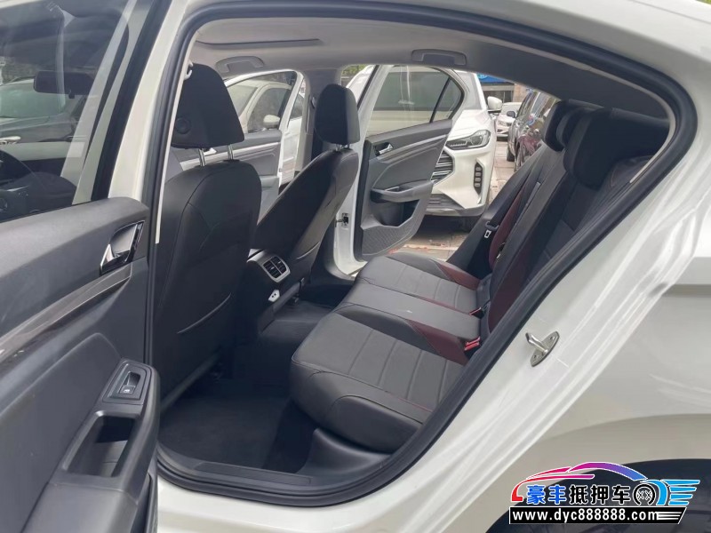 22年大众宝来轿车抵押车出售