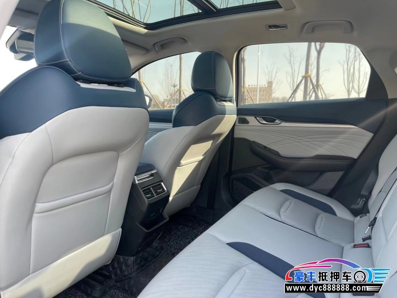 21年吉利星瑞轿车抵押车出售