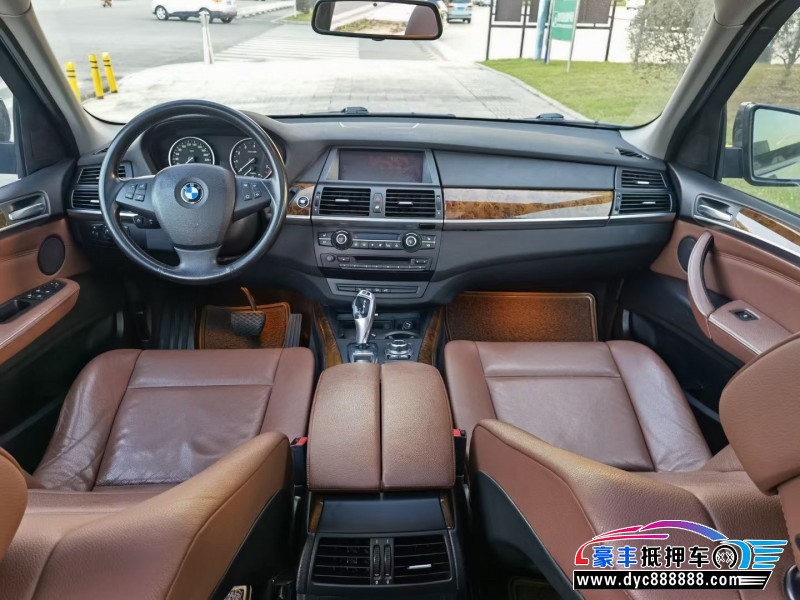 12年宝马X5轿车抵押车出售