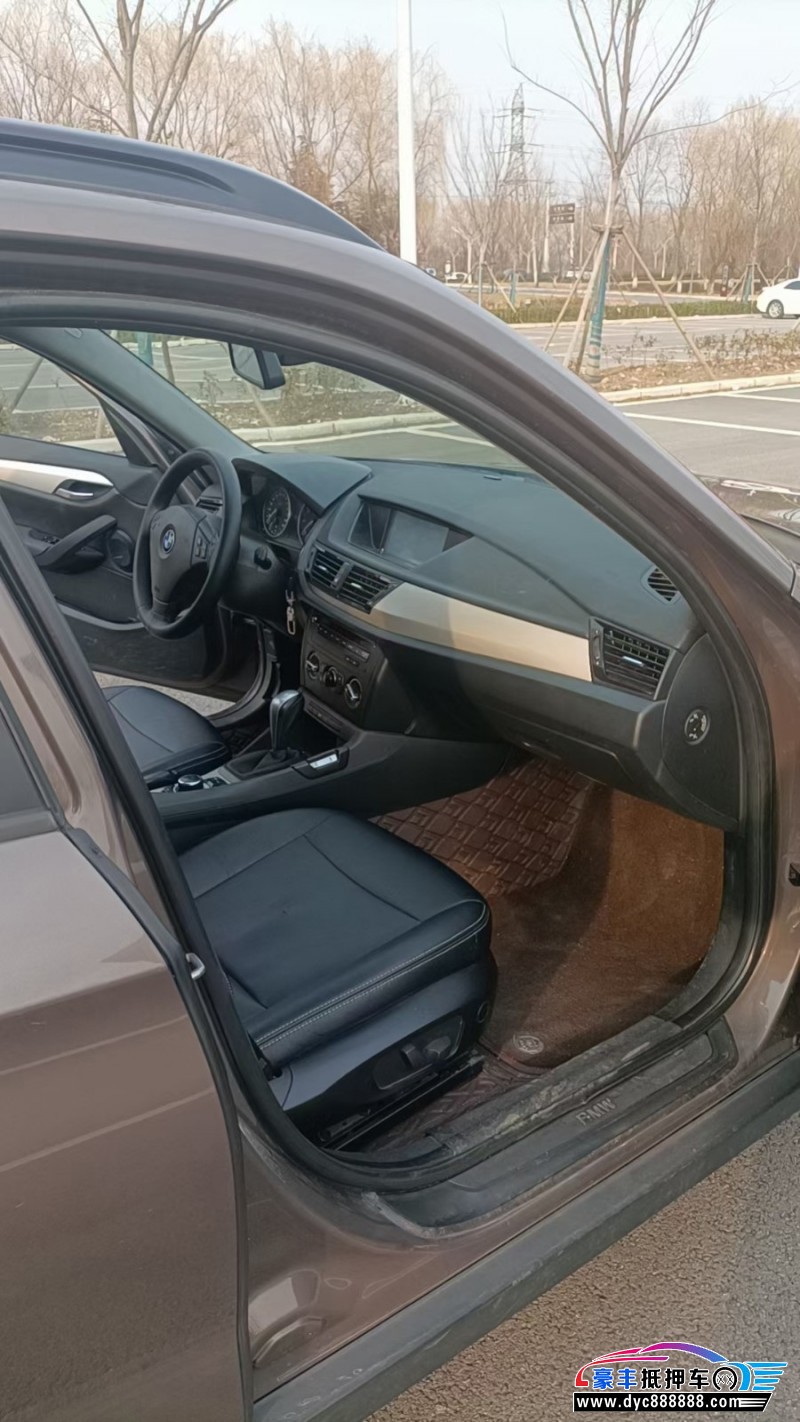 14年宝马X1轿车抵押车出售