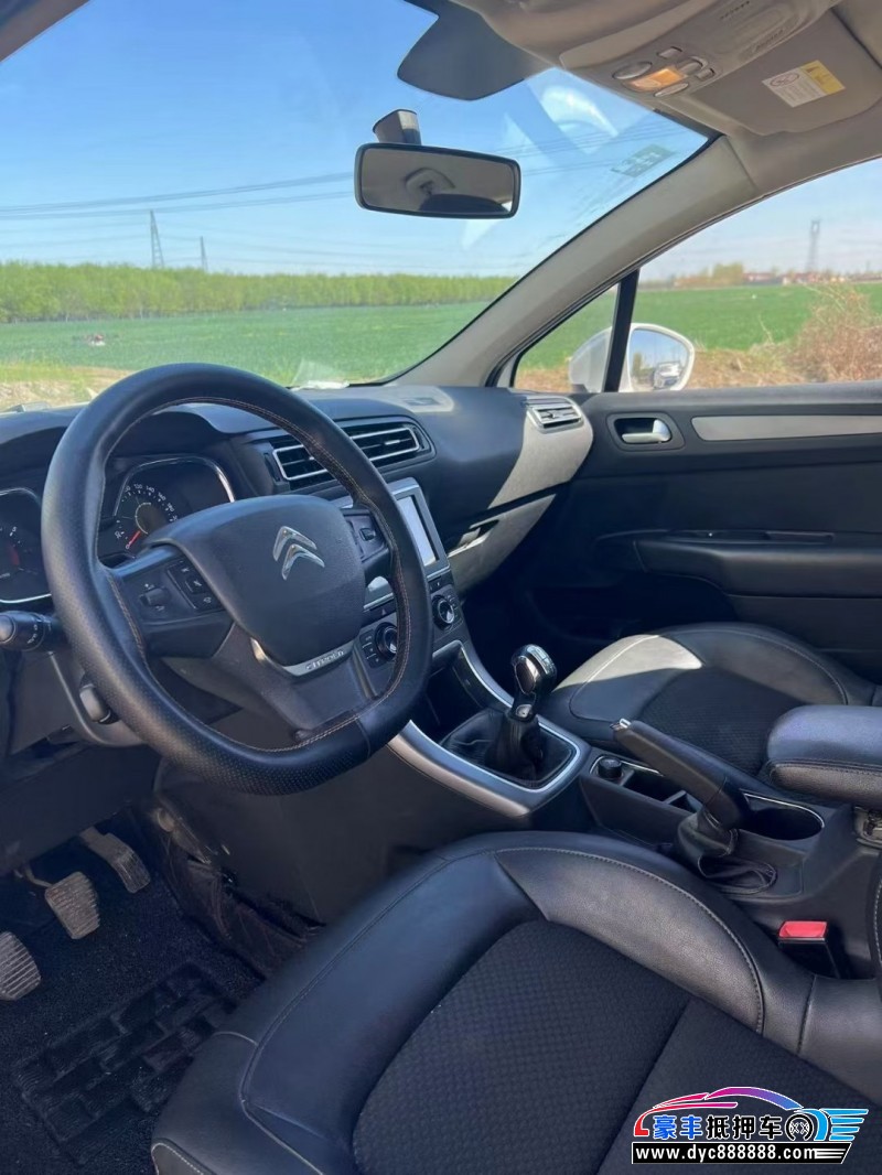 16年雪铁龙C4世嘉轿车抵押车出售