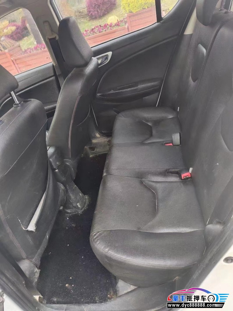 16年一汽骏派D60SUV抵押车出售