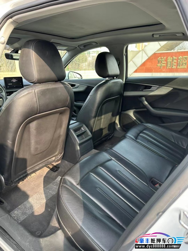 22年奥迪A4轿车抵押车出售