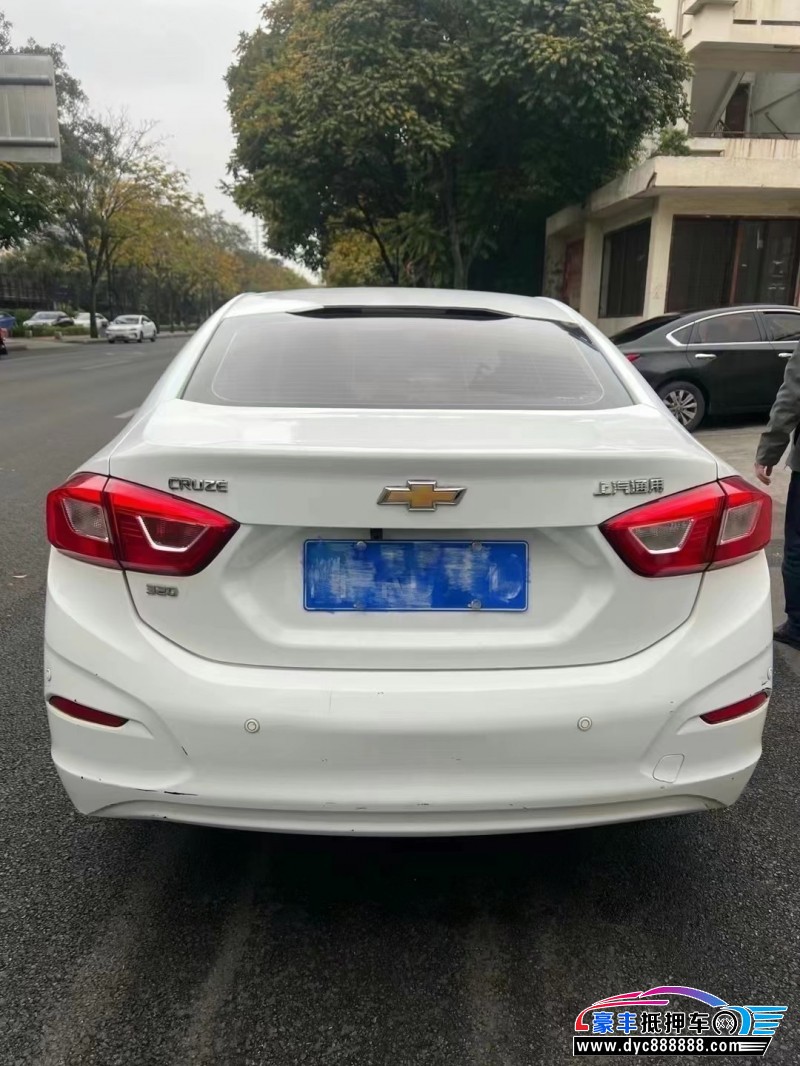 18年雪佛兰科鲁兹轿车抵押车出售