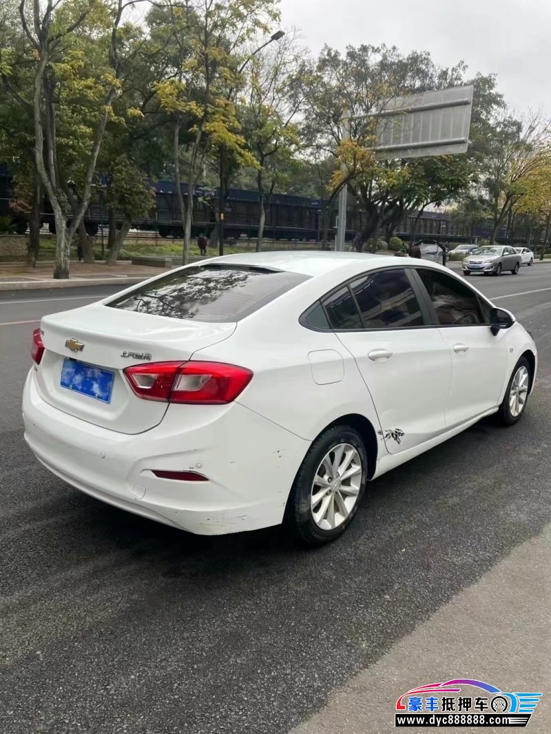 18年雪佛兰科鲁兹轿车抵押车出售