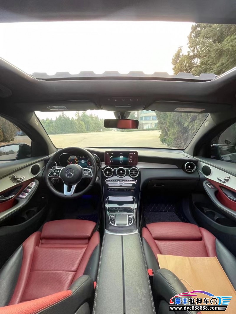 20年奔驰GLCSUV抵押车出售