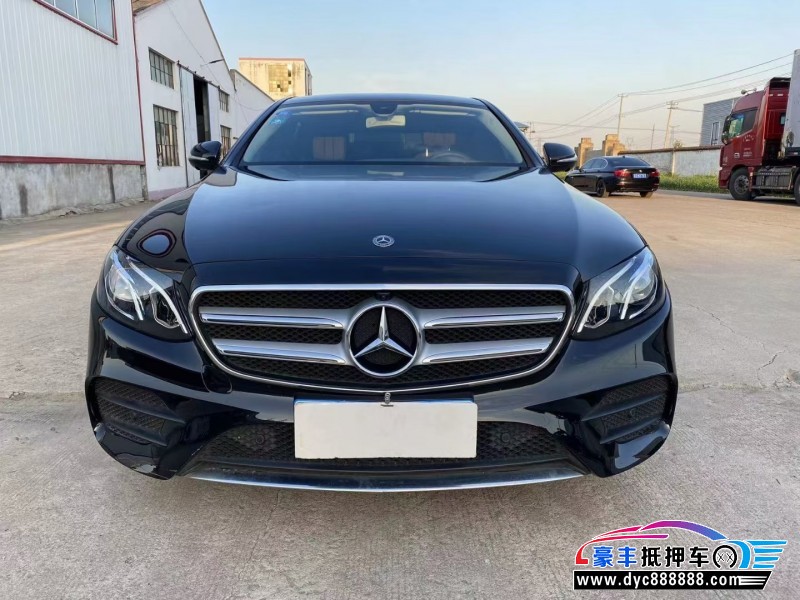 20年奔驰E轿车抵押车出售