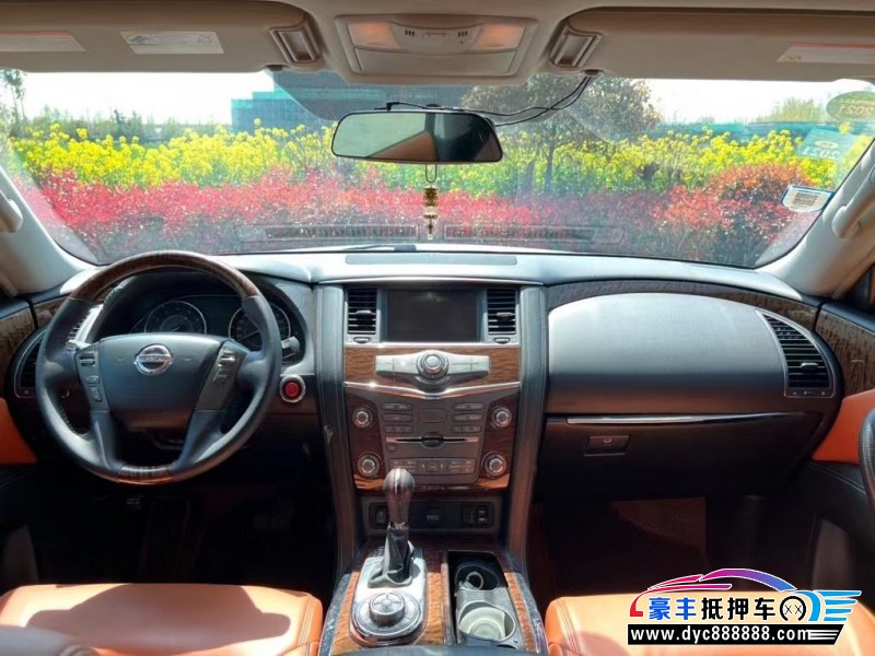 17年日产途乐SUV抵押车出售