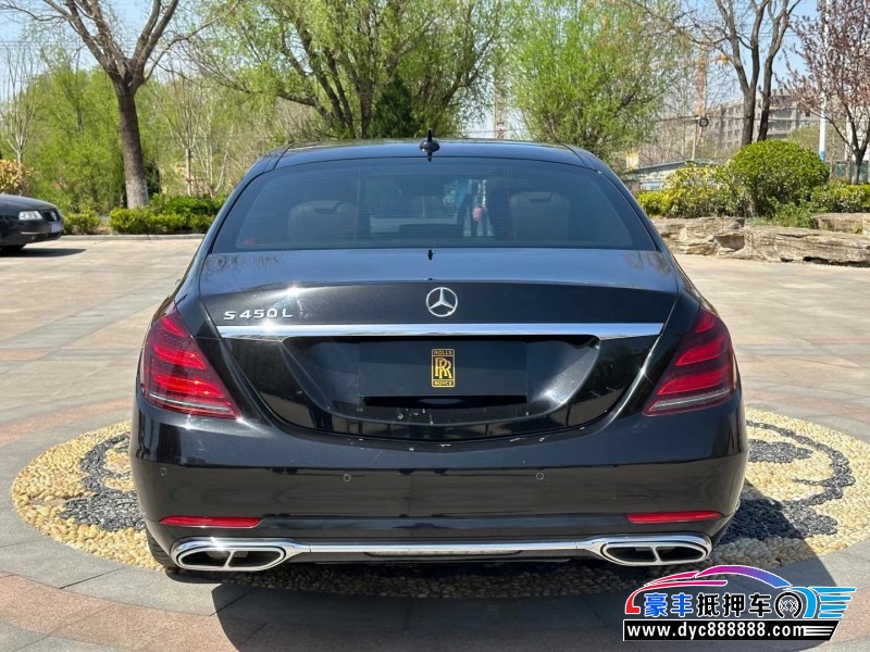 19年奔驰S轿车抵押车出售