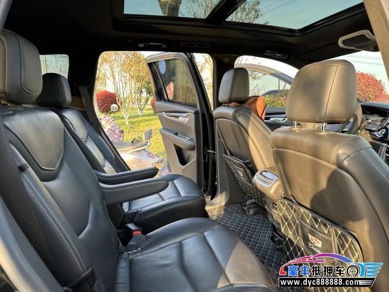 19年凯迪拉克xt6轿车抵押车出售