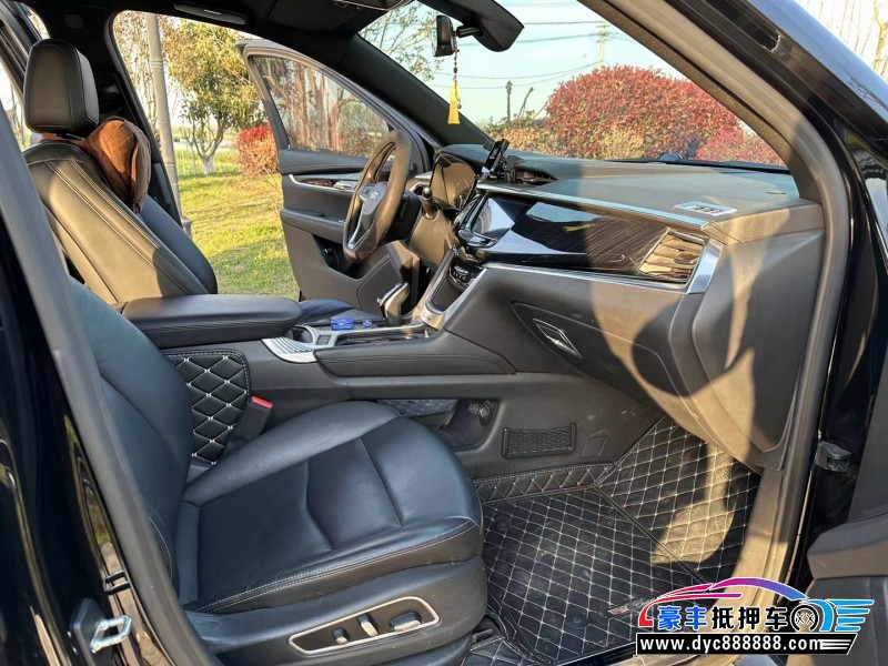 19年凯迪拉克xt6轿车抵押车出售
