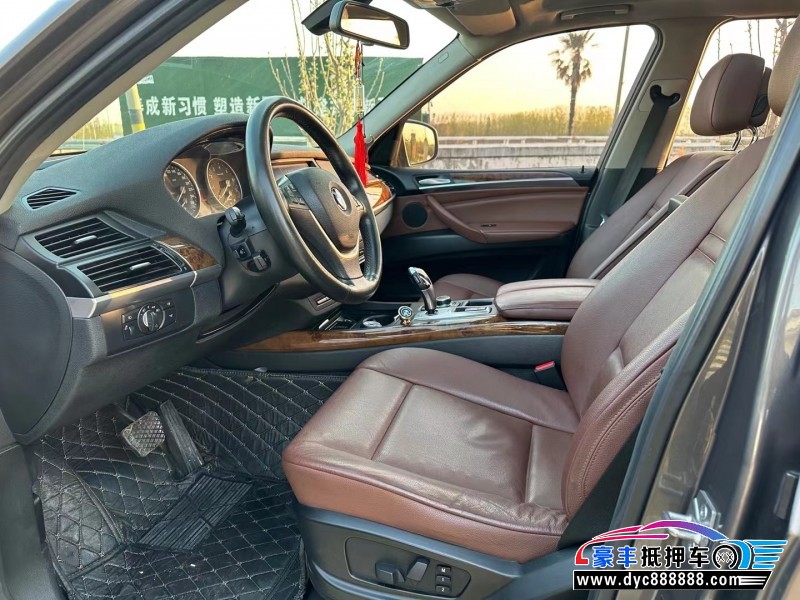 11年宝马X5轿车抵押车出售