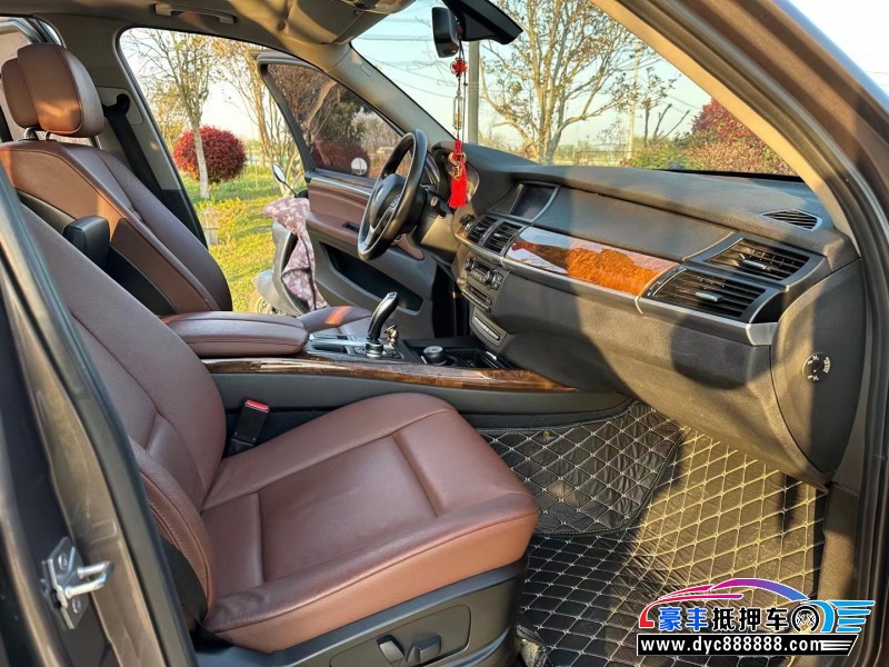 11年宝马X5轿车抵押车出售