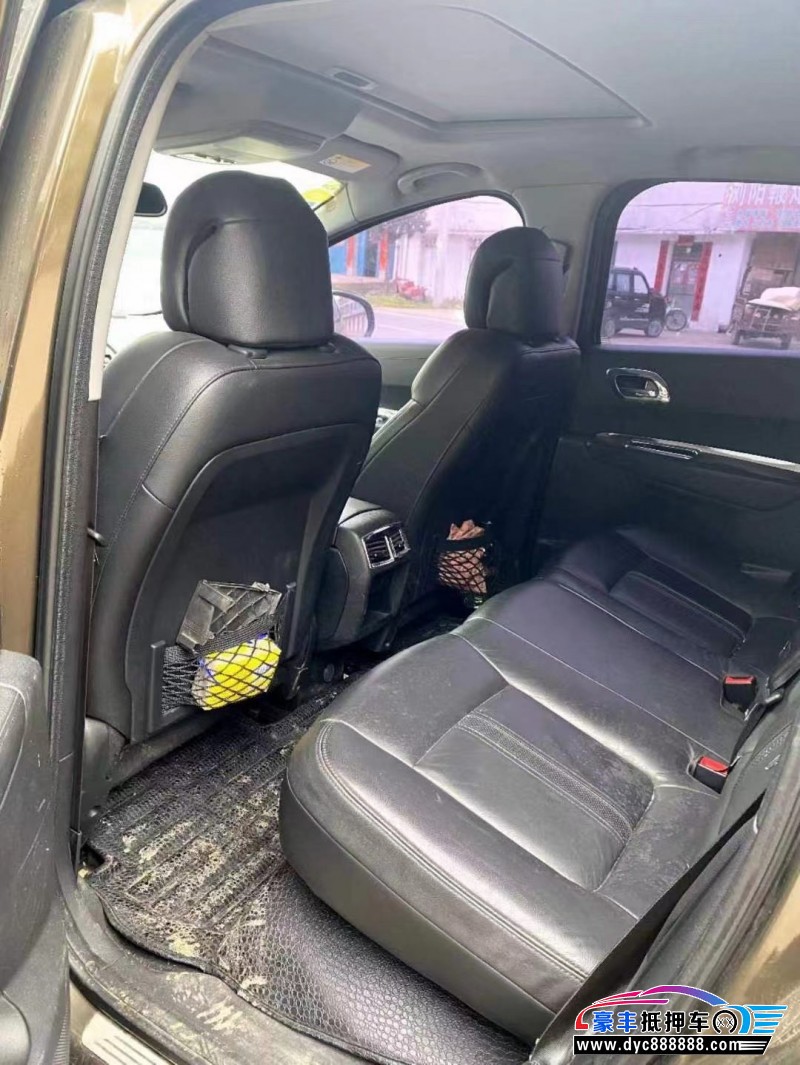 14年标致3008轿车抵押车出售