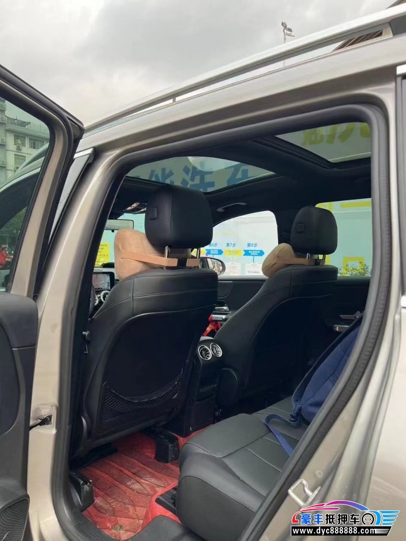 20年奔驰GLB轿车抵押车出售