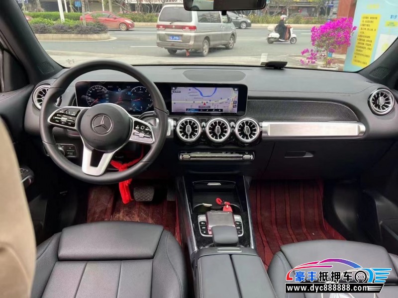 20年奔驰GLB轿车抵押车出售