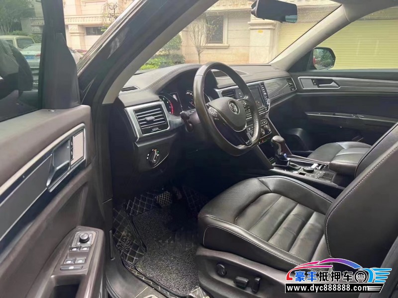 20年大众途昂轿车抵押车出售