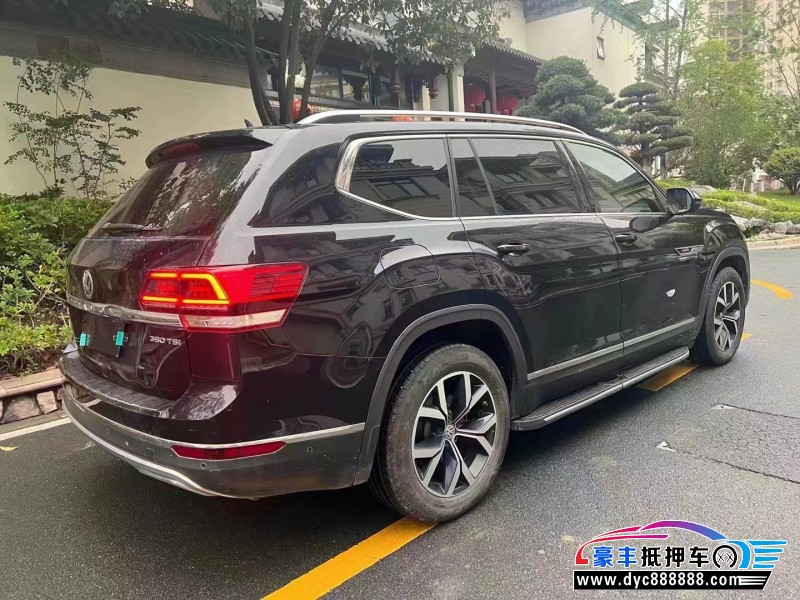 20年大众途昂轿车抵押车出售