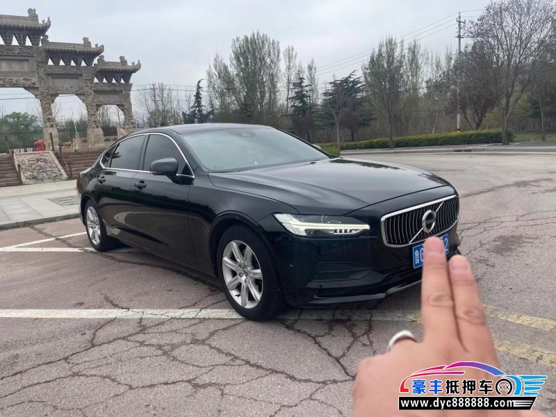 17年沃尔沃S90轿车抵押车出售