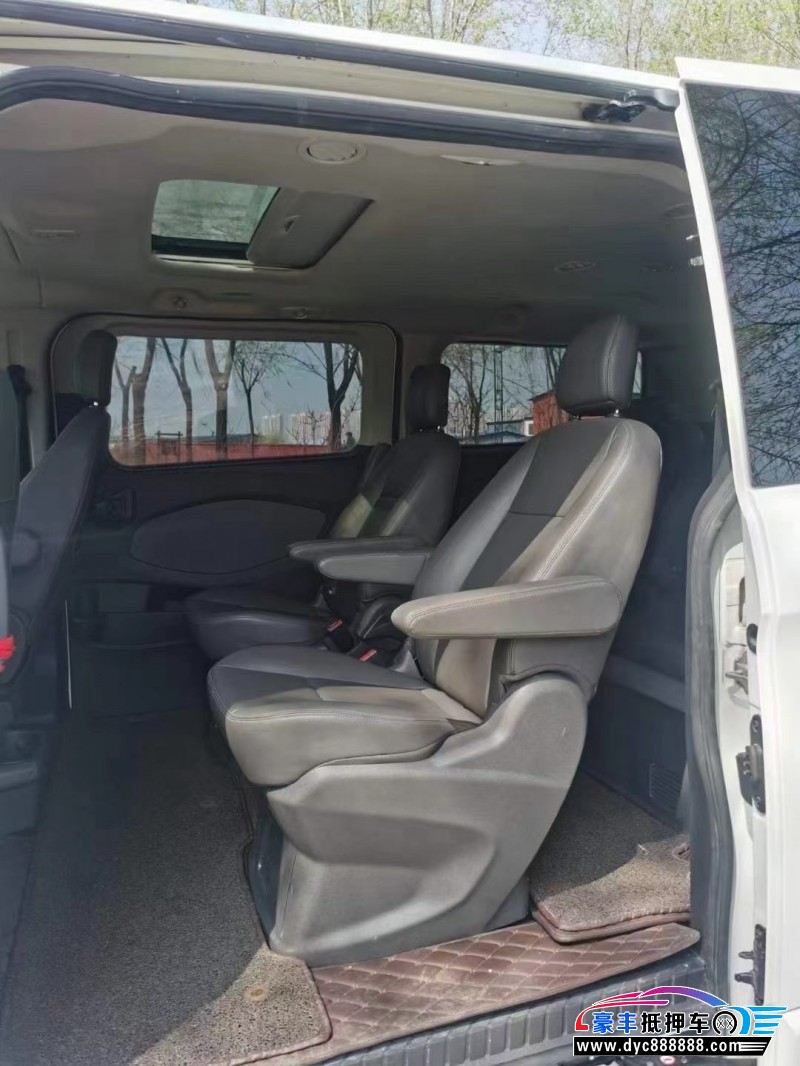 19年福特途睿欧MPV抵押车出售