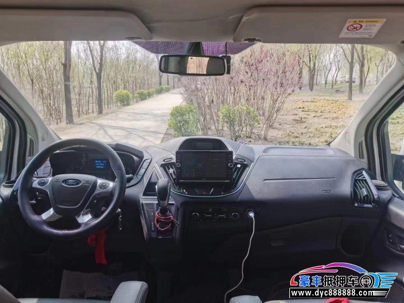 19年福特途睿欧MPV抵押车出售