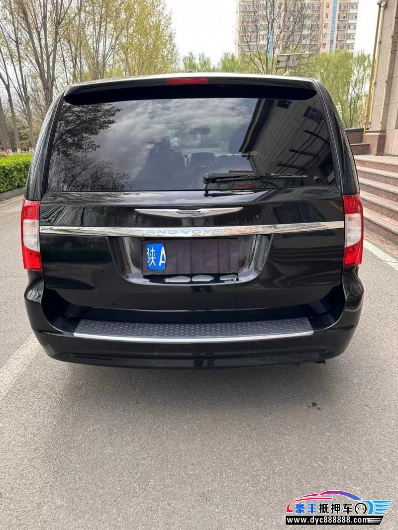 14年克莱斯勒大捷龙MPV抵押车出售