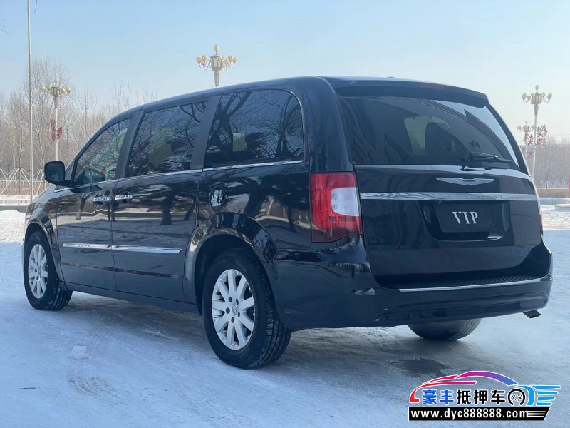 15年克莱斯勒大捷龙MPV抵押车出售