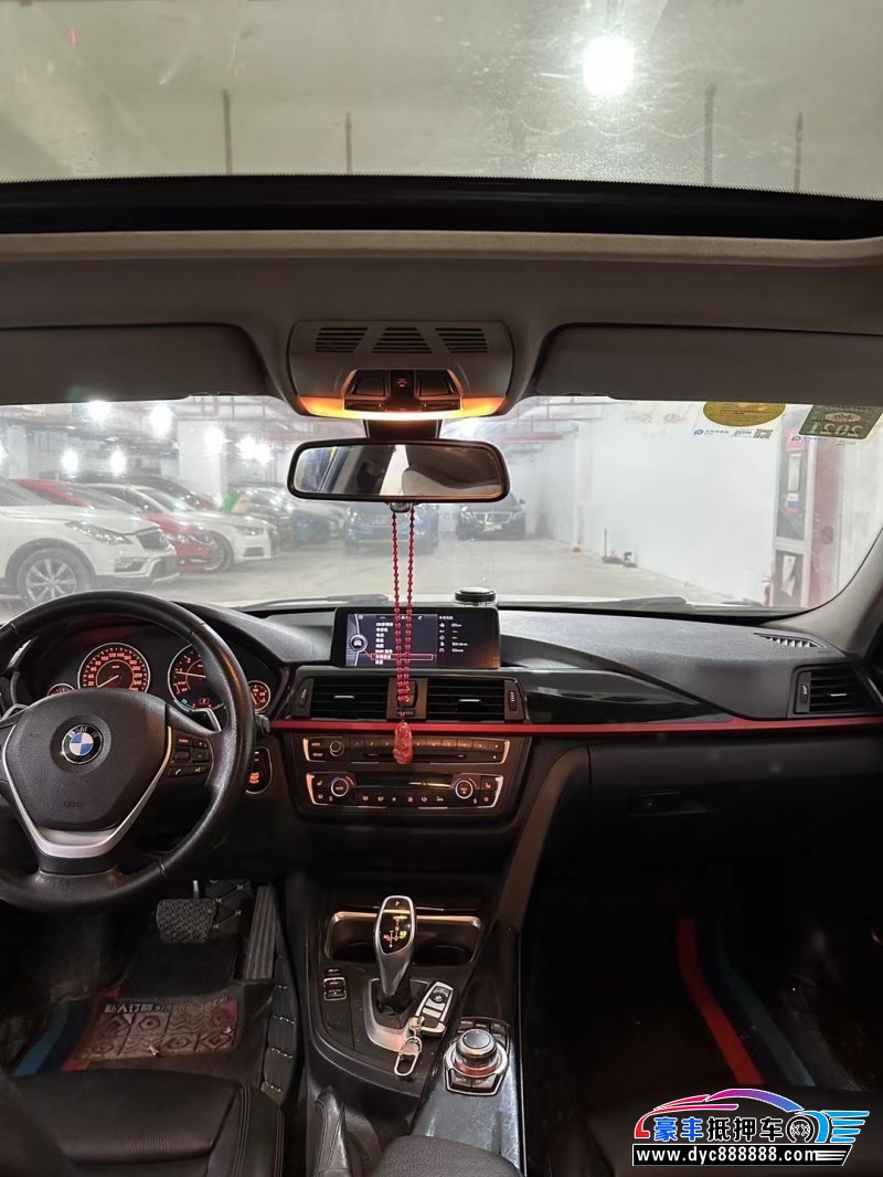 12年宝马3系轿车抵押车出售