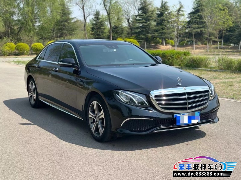 17年奔驰E轿车抵押车出售