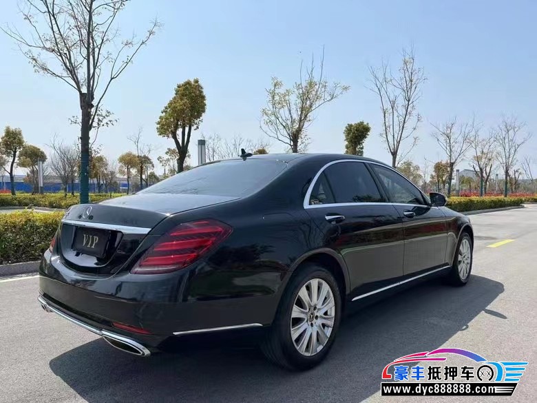 18年奔驰S级轿车抵押车出售